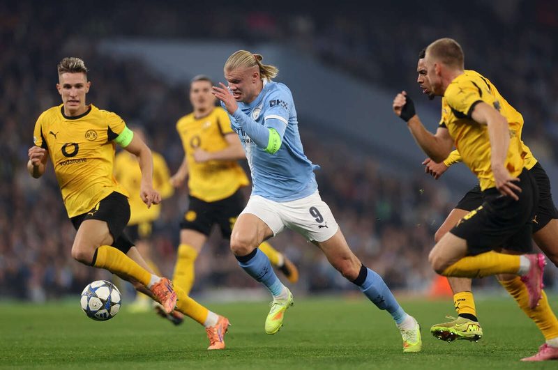 Manchester City goleia Borussia Dortmund e mantém invencibilidade na Champions