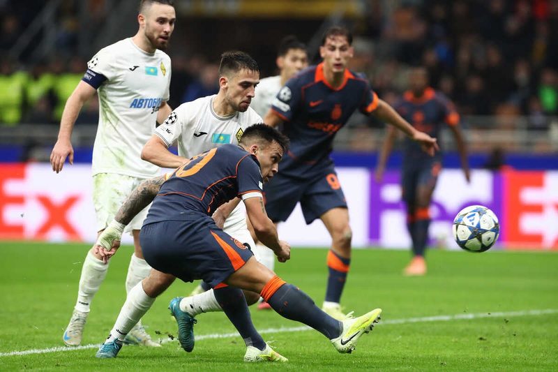 Inter vence Kairat com gols de Lautaro e Carlos Augusto e mantém 100% na Champions League
