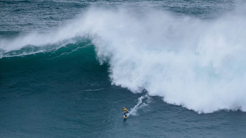 Il Nazaré Big Wave Challenge apre la stagione delle onde giganti