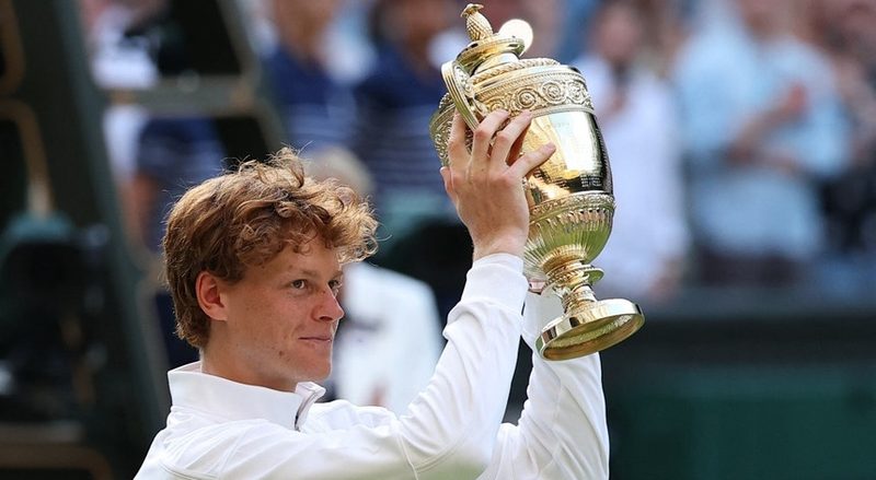 Alcaraz e Djokovic se enfrentam nas finais da ATP; Sinner desafia Zverev