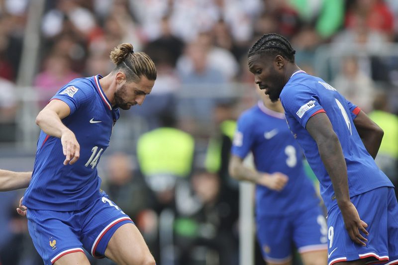 Deschamps risparmia Thuram e Rabiot: un vantaggio per Inter e Milan nel derby