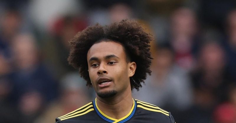 Gullit critica la scelta di Zirkzee: "Doveva restare in Italia per il Milan"