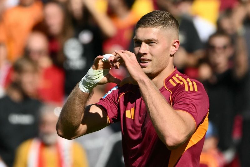 Roma punta su Dovbyk: l'attacco è nelle sue mani contro i Rangers
