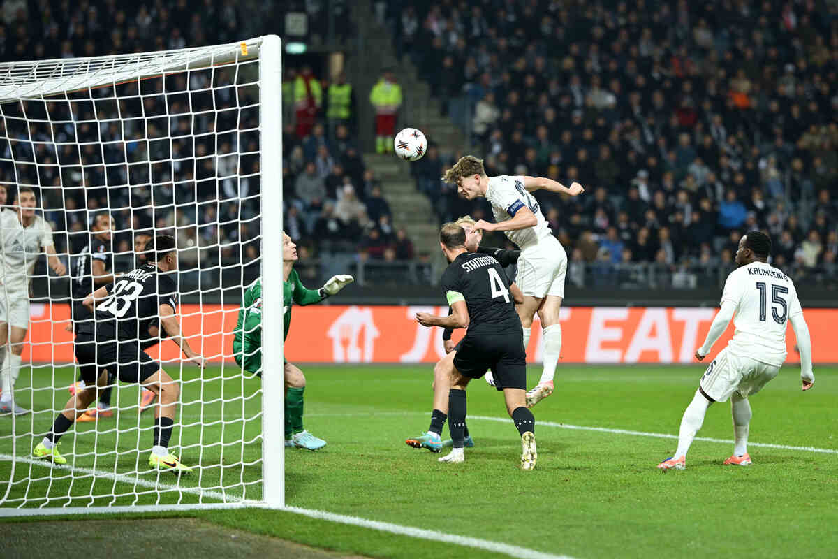 Empate sem gols marca confronto entre Sturm Graz e Nottingham Forest na Liga Europa