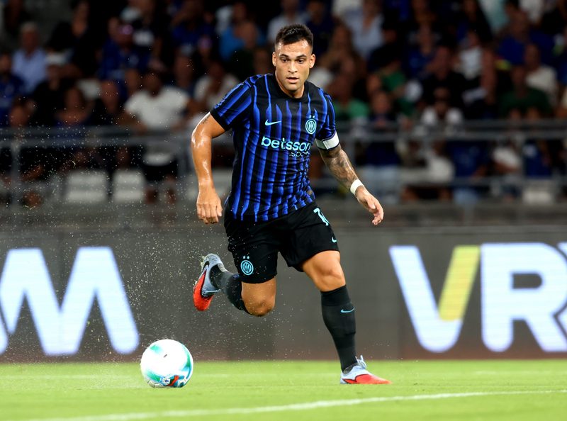 Lautaro Martinez, il re d'Europa: 12 gol in Champions nel 2025 e record storici