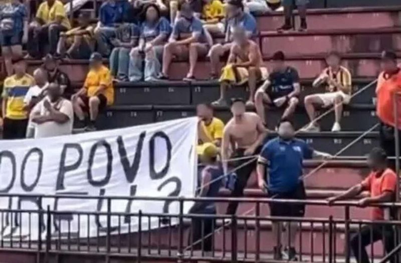 Torcedor é detido por racismo em clássico gaúcho; outro caso de importunação é registrado
