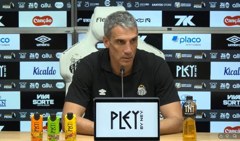 Vojvoda vê pontos positivos no Santos e aguarda retorno decisivo de Neymar