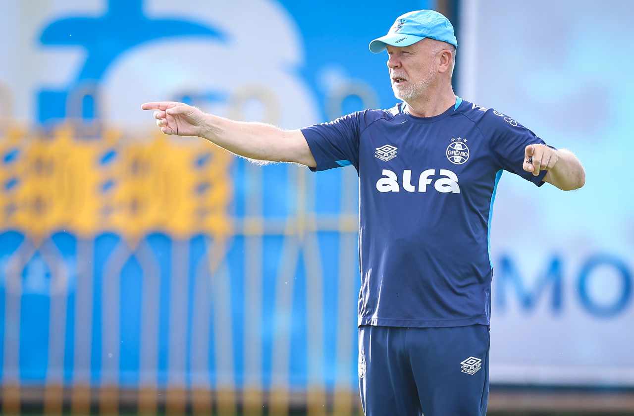 Grêmio busca recuperação com mudanças na escalação contra o Fortaleza