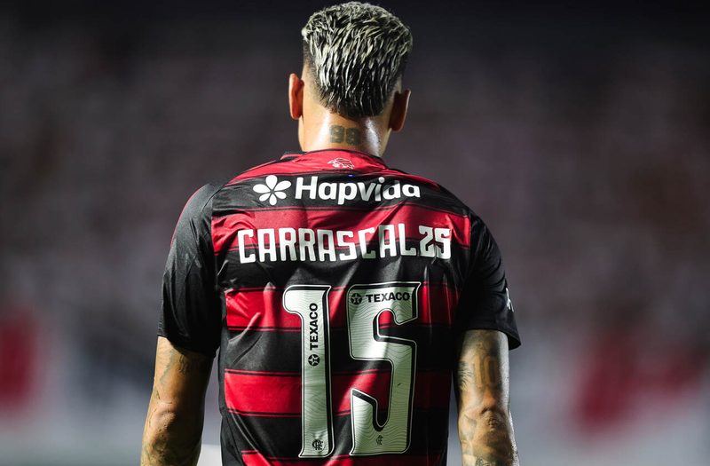 Carrascal é convocado e desfalca o Flamengo em jogo crucial do Brasileirão