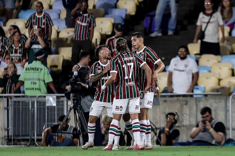 Fluminense conquista 19 pontos e busca Libertadores em sequência desafiadora