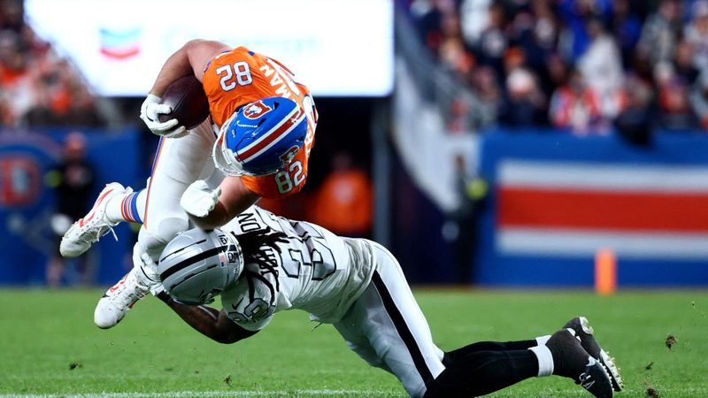 Denver supera Las Vegas ma delude, tragedia per un giocatore dei Dallas Cowboys