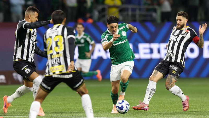 Zé Rafael destaca união do Santos para evitar rebaixamento após derrota para o Palmeiras