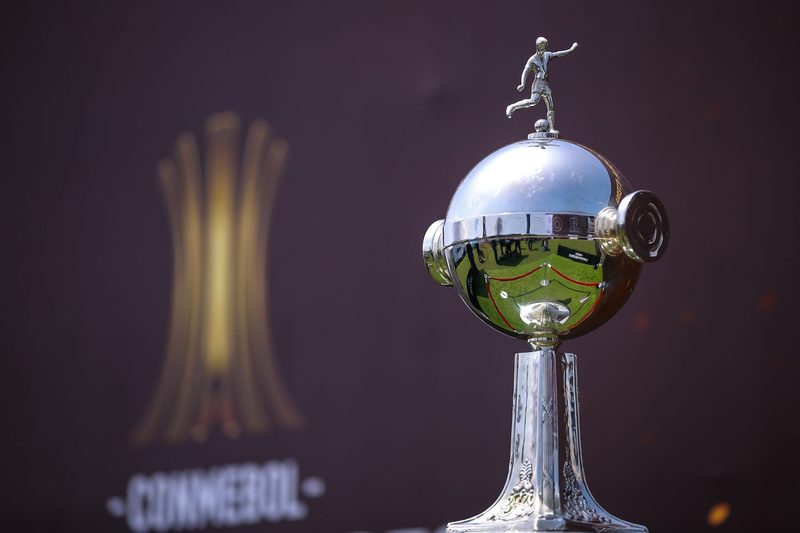 Conmebol autoriza festas de Flamengo e Palmeiras para a final da Libertadores