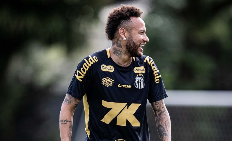 Neymar busca redenção contra o Flamengo para salvar o Santos do rebaixamento