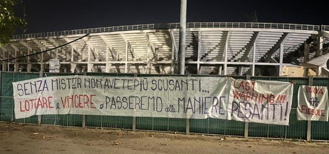 Fiorentina in crisi: la curva Fiesole minaccia reazioni forti dopo l'addio di Pioli