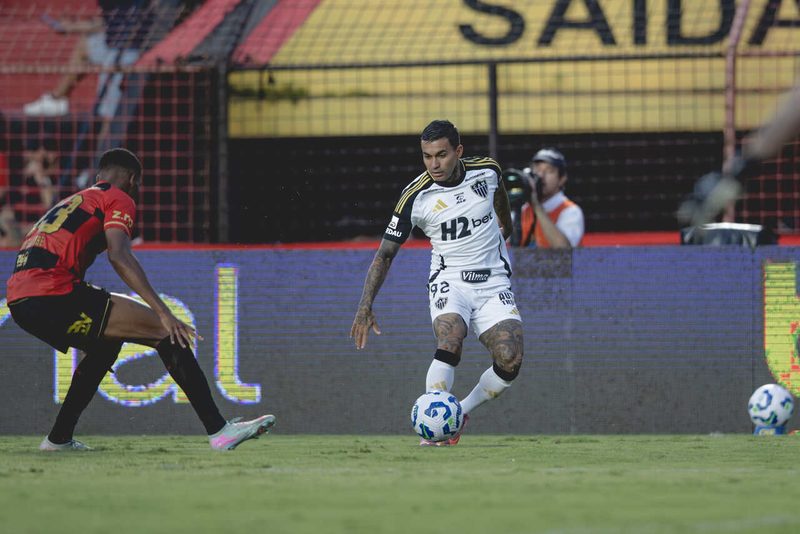 Virada espetacular do Atlético-MG sobre o Sport quase rebaixa o Leão