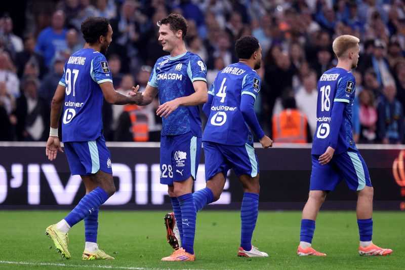L'OM di De Zerbi conquista la vetta: 3-0 al Brest con Aubameyang protagonista