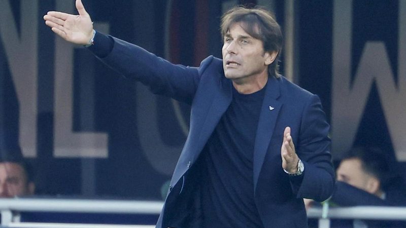 Antonio Conte esprime preoccupazione dopo la sconfitta contro il Bologna