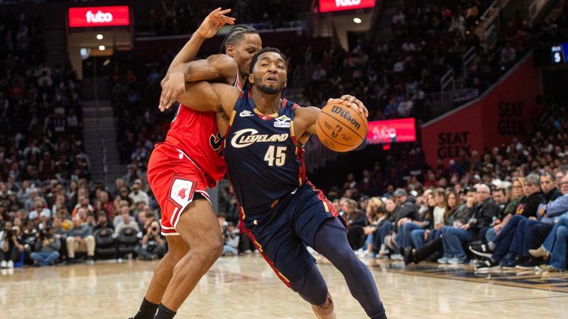 Cleveland stende Chicago grazie a Mitchell, Lakers ko con Doncic in ombra