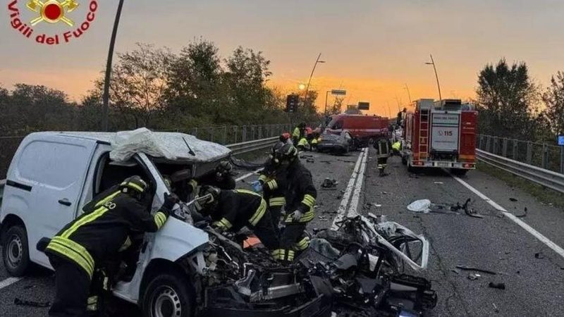 Tragedia sulla tangenziale sud di Bergamo: due morti e un ferito grave