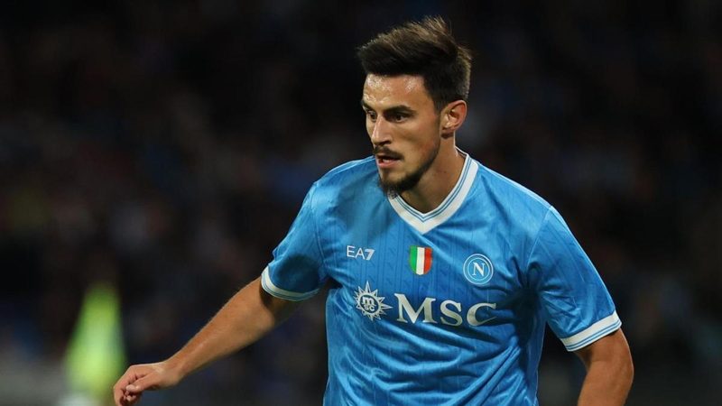 Bologna sfida Napoli: Conte cerca riscatto senza Freuler, Elmas nel tridente