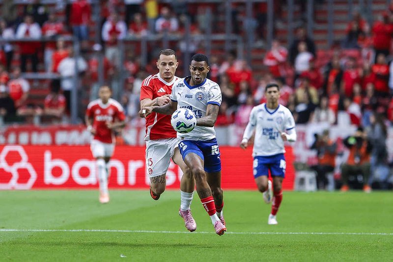 Bruno Gomes destaca boa atuação, mas lamenta empate amargo do Internacional