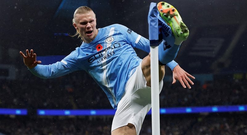 City derrota Liverpool e se aproxima do líder Arsenal na Premier League