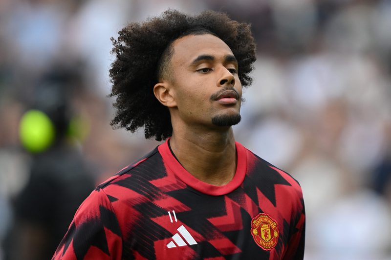 Il futuro di Zirkzee al Manchester United si fa incerto dopo l'infortunio di Sesko