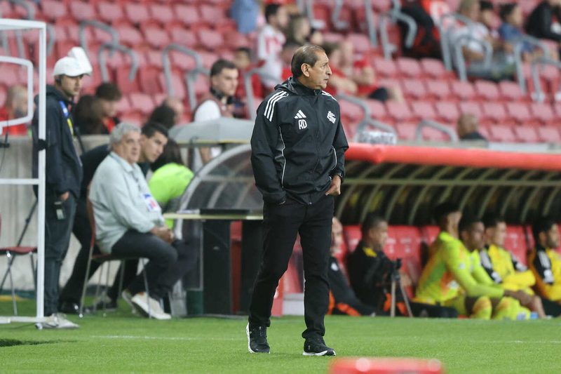 Internacional e Ramón Díaz se pronunciam após declaração machista do técnico