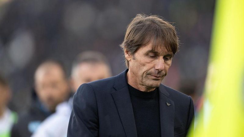Fiducia totale nel tecnico: il Napoli si stringe attorno a Conte dopo lo sfogo