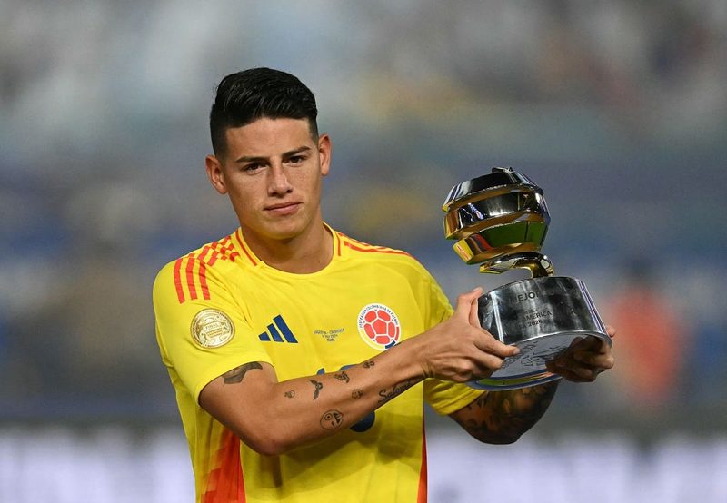 James Rodriguez in scadenza con il Léon: molteplici club pronti a sfruttare l'occasione