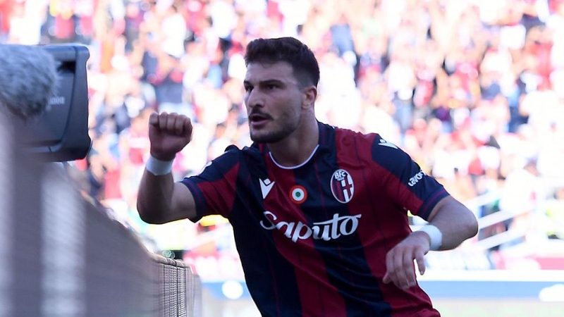 Orsolini: "Momento migliore della mia carriera, Bologna è un'isola felice"