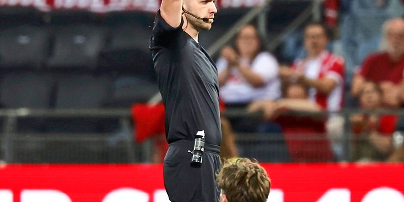 Verpasste Chancen und Fehlentscheidungen: Sportmomente, die bis heute nachwirken