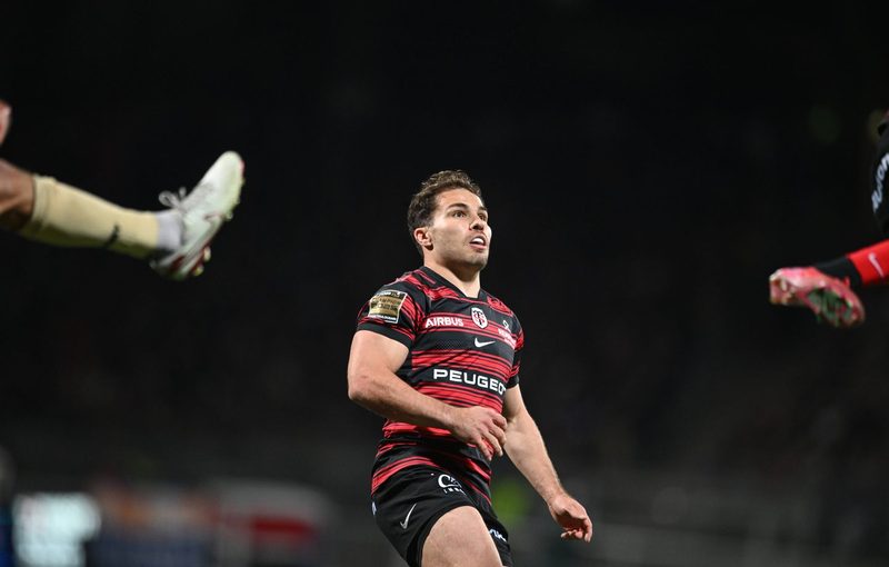 Top 14 : Toulouse s'impose et prend le large après la 15e journée