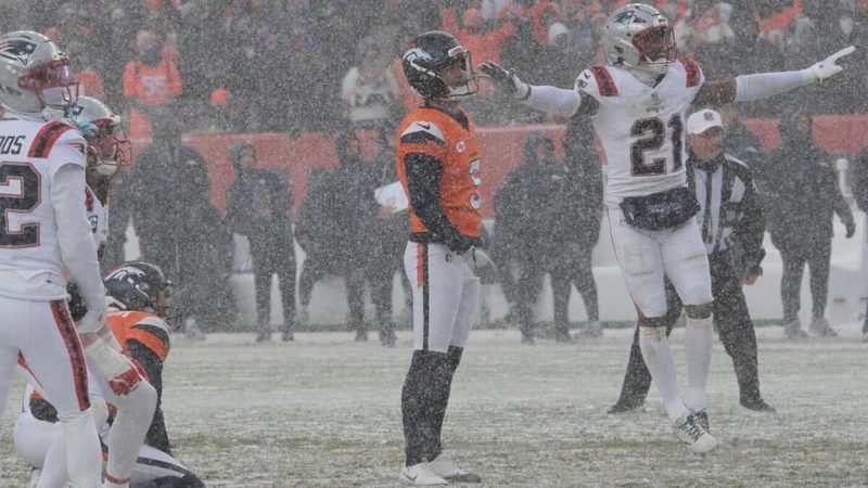 Snowy Conditions Lead to Broncos' Wil Lutz's Costly Missed Field Goals