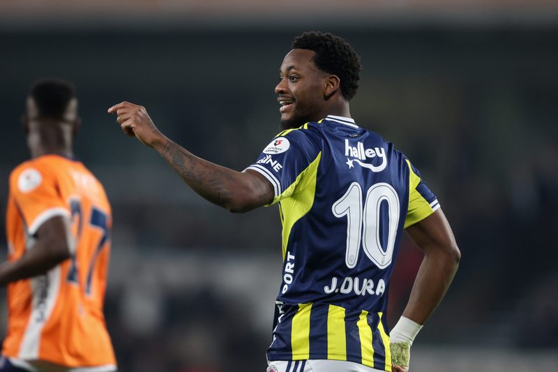 Jhon Duran pronto a volare verso lo Zenit: il prestito in Russia è ufficiale