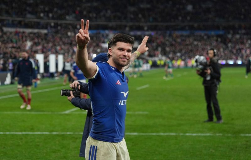 Le France écrase l'Irlande (36-14) : Jalibert, match référence et tête haute !