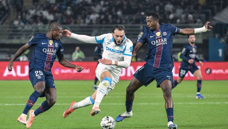 Le PSG défie l'OM dans un Classique décisif ce dimanche à 20h45