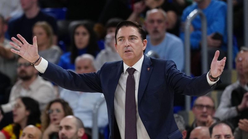 Xavi Pascual lamenta la derrota: "No podemos trabajar así ni tampoco crecer"