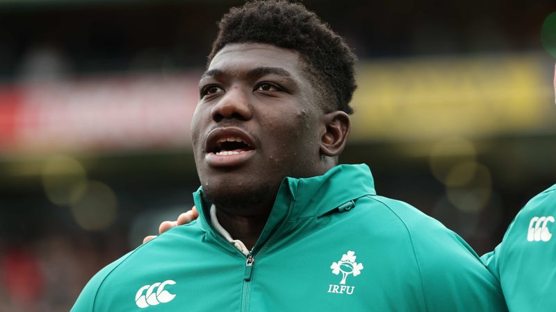 Indignación por insultos racistas a Edwin Edogbo en su debut con Irlanda