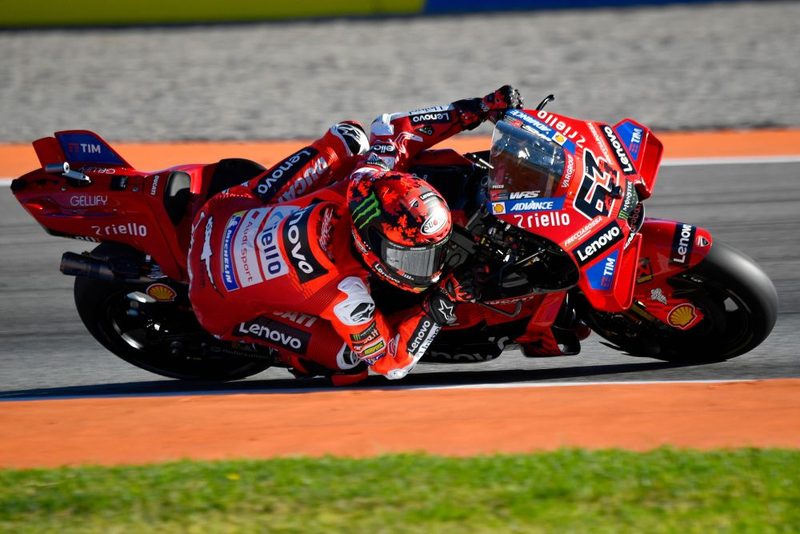 Francesco Bagnaia e il futuro incerto: restare in Ducati o guardare altrove?
