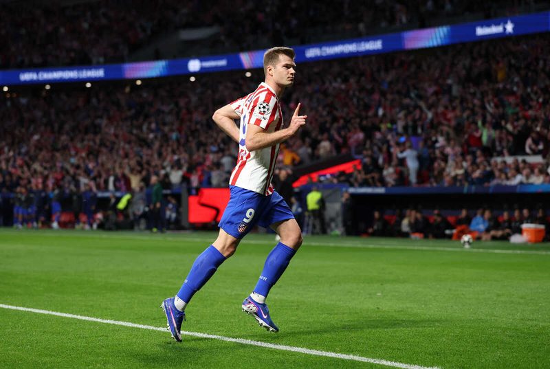 Hat-trick de Sorloth garante classificação do Atlético de Madrid nas oitavas da Champions