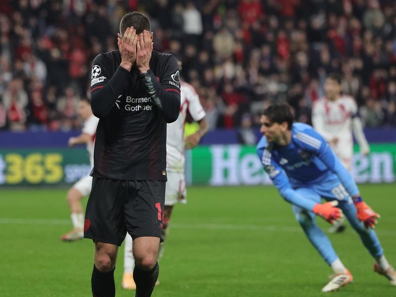 Leverkusens schwache Leistung im Champions-League-Playoff sorgt für harsche Kritik