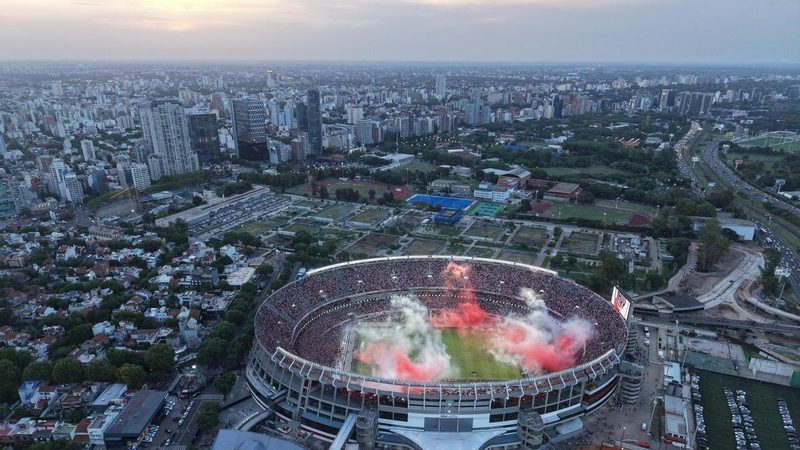 River Plate celebra 100 'sold out' consecutivos y despide a Gallardo con victoria