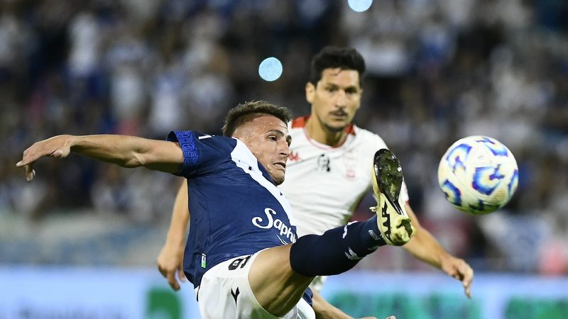El fútbol argentino enfrenta un reto: ¿cómo cerrar la brecha con las ligas top?