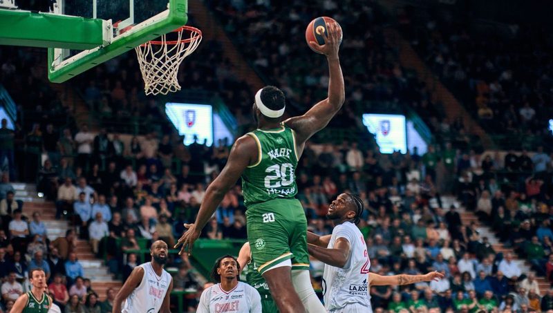 Le Limoges CSP retrouve le parquet face à Paris Basketball : un défi de taille !