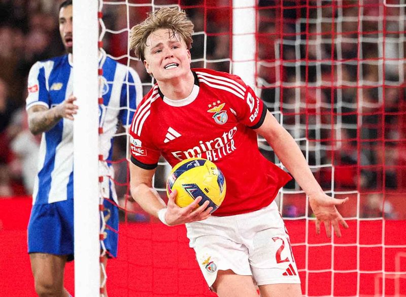 Em clássico eletrizante, Benfica busca empate contra o Porto pelo Campeonato Português