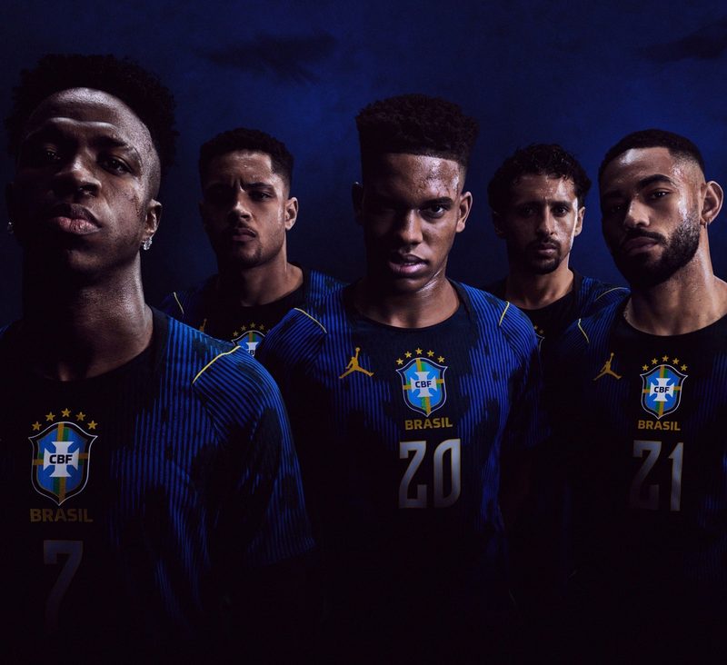 Il Brasile svela la nuova maglia: un mix di tradizione e innovazione
