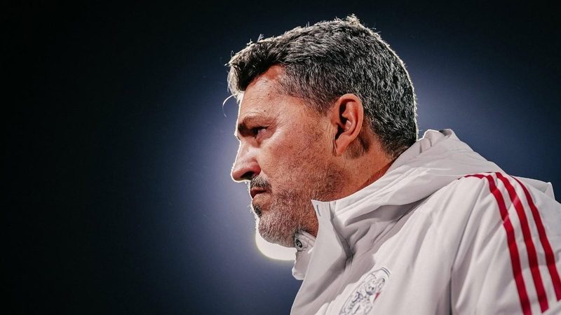Óscar García asume el desafío en el Ajax: busca recuperar la grandeza del club