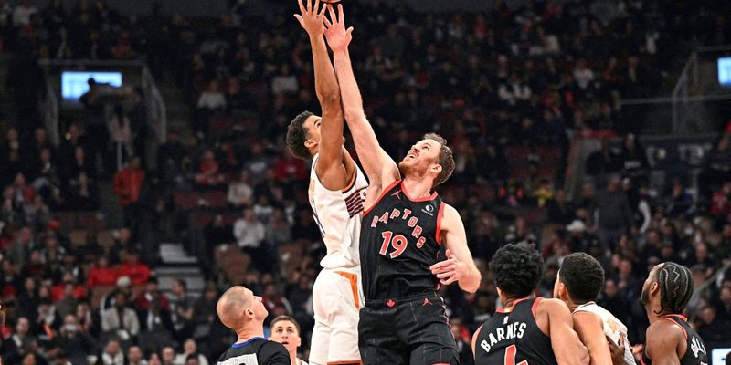 Jakob Pöltl feiert 300. NBA-Spiel mit wichtigem Sieg gegen die Suns